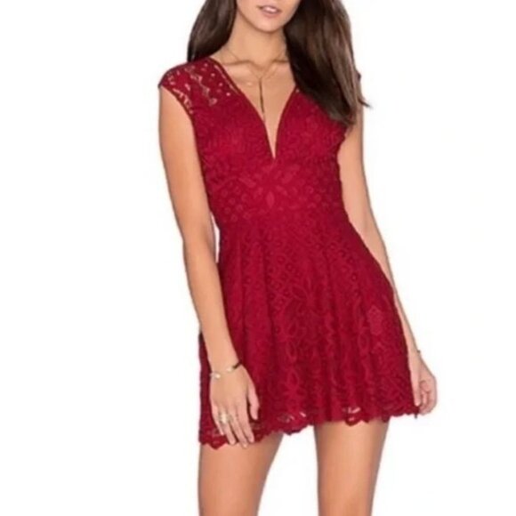 Free People One Million Lovers Floral Lace T Strap V Neck Mini Dress- Size 6 - Picture 7 of 8